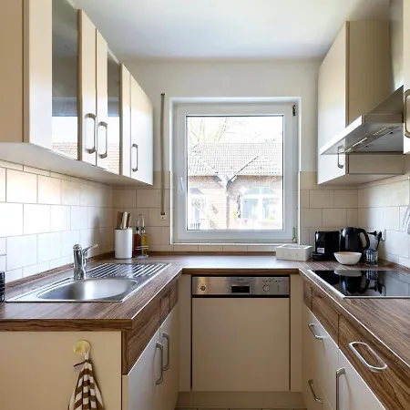 Arena In Der Naehe - Tiefgarage - Balkon - Kueche - Smart Tv Γκελσενκίρτσεν