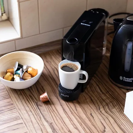 Arena In Der Naehe - Tiefgarage - Balkon - Kueche - Smart Tv شقة *