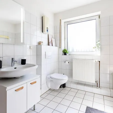 Arena In Der Naehe - Tiefgarage - Balkon - Kueche - Smart Tv Apartment *