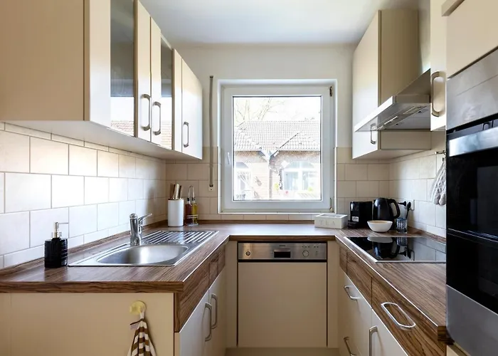 Arena In Der Nähe - Tiefgarage - Balkon - Küche - Smart Tv Gelsenkirchen