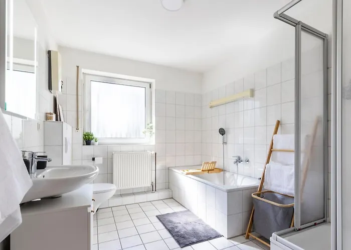 Arena In Der Nähe - Tiefgarage - Balkon - Küche - Smart Tv * Gelsenkirchen